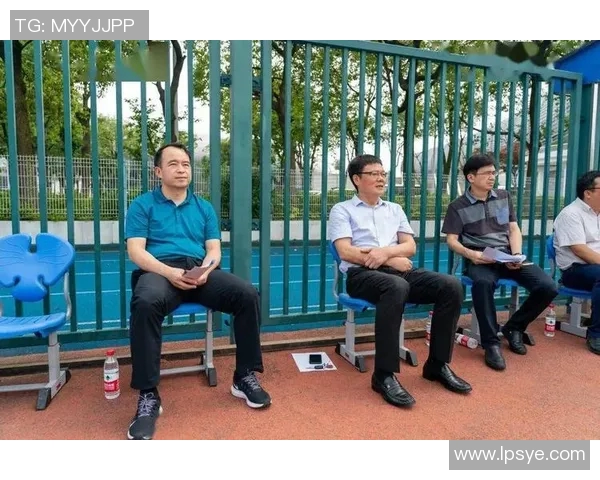 聚焦篮球运动耐力提升上海篮球队的训练与挑战探讨